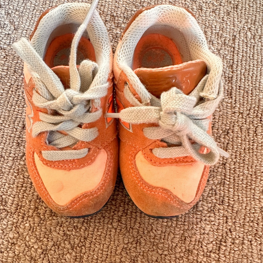 New Balance Kids Coral Sneakers - Picture 2 of 7